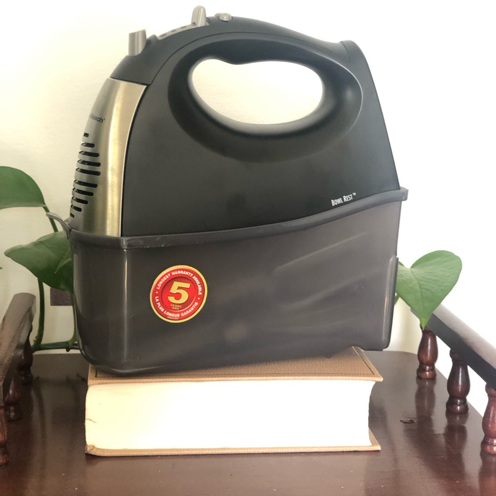 Hamilton Beach 6-Speed Electric Hand Mixer w/ Snap-On Storage Case & Beaters